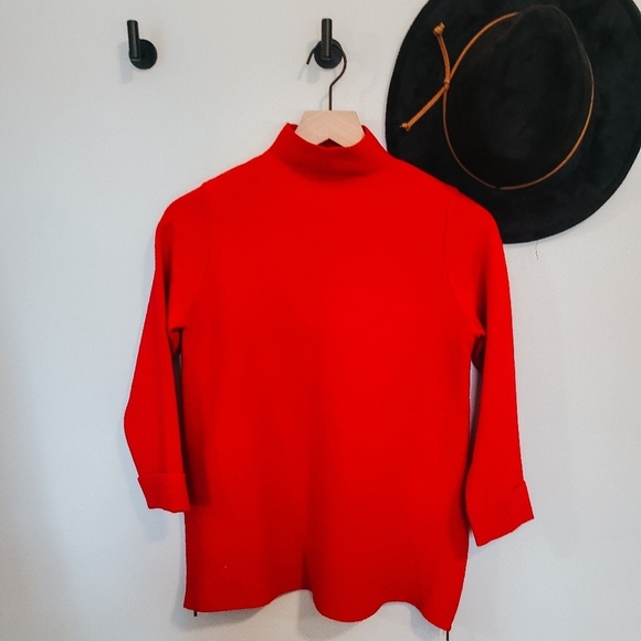 Tahari Sweaters - Red Tahari Mockneck Sweater